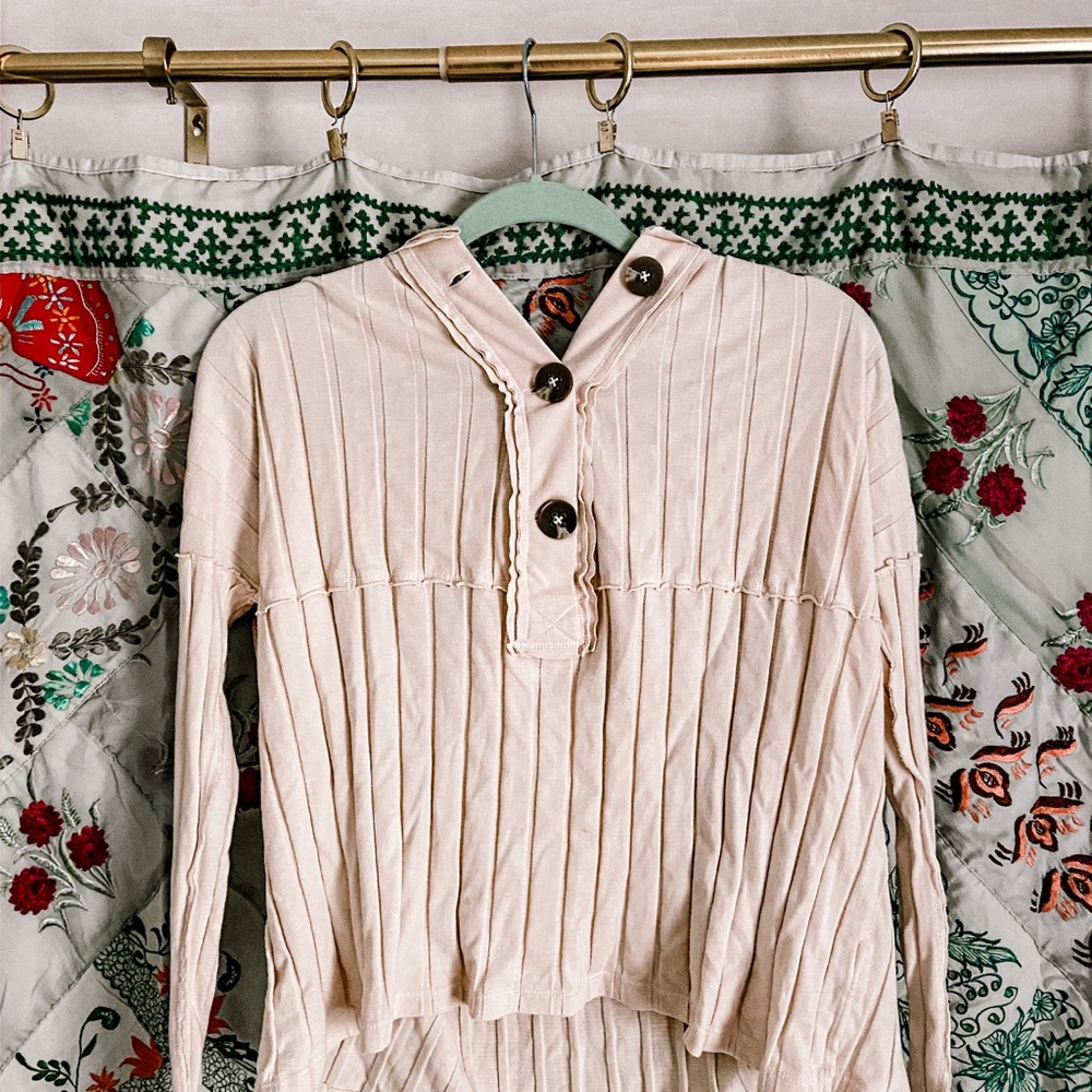 NWOT Free people button sweater